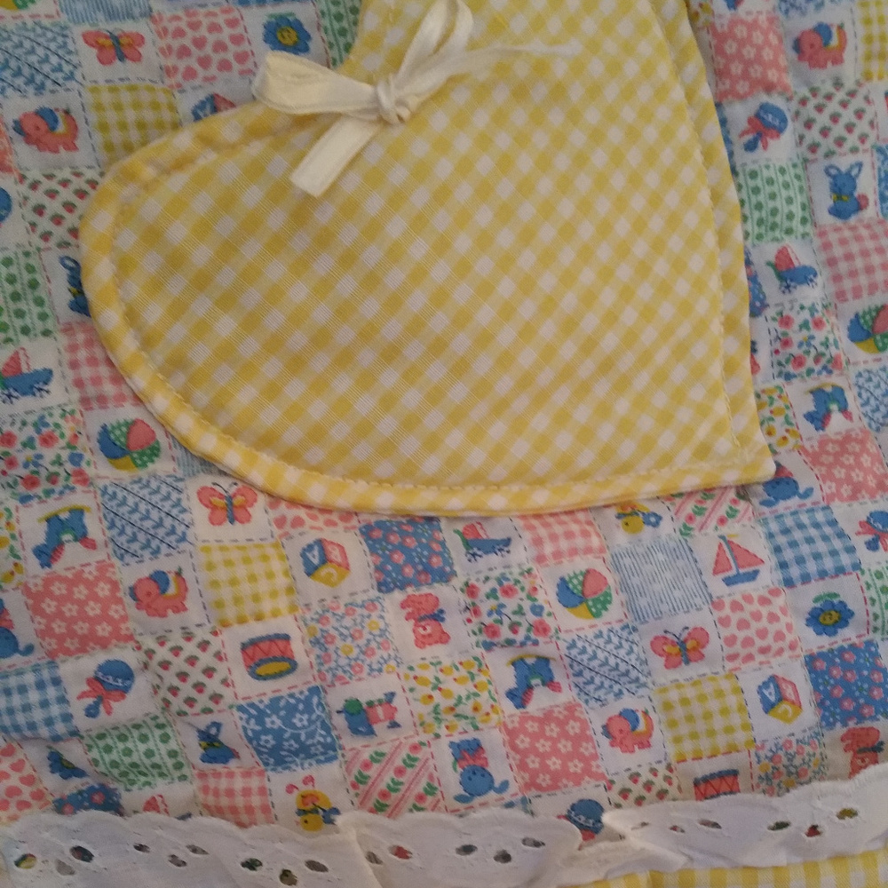Handmade 1980 Gingham Goose Wall or Crib Organizer - Picture 6 of 8
